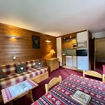 Apartment Olympic - Location: Joli Aux Pieds Des Pistes